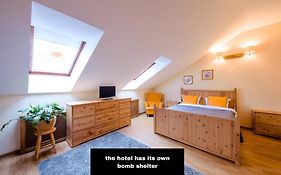 Khreschatyk Suites